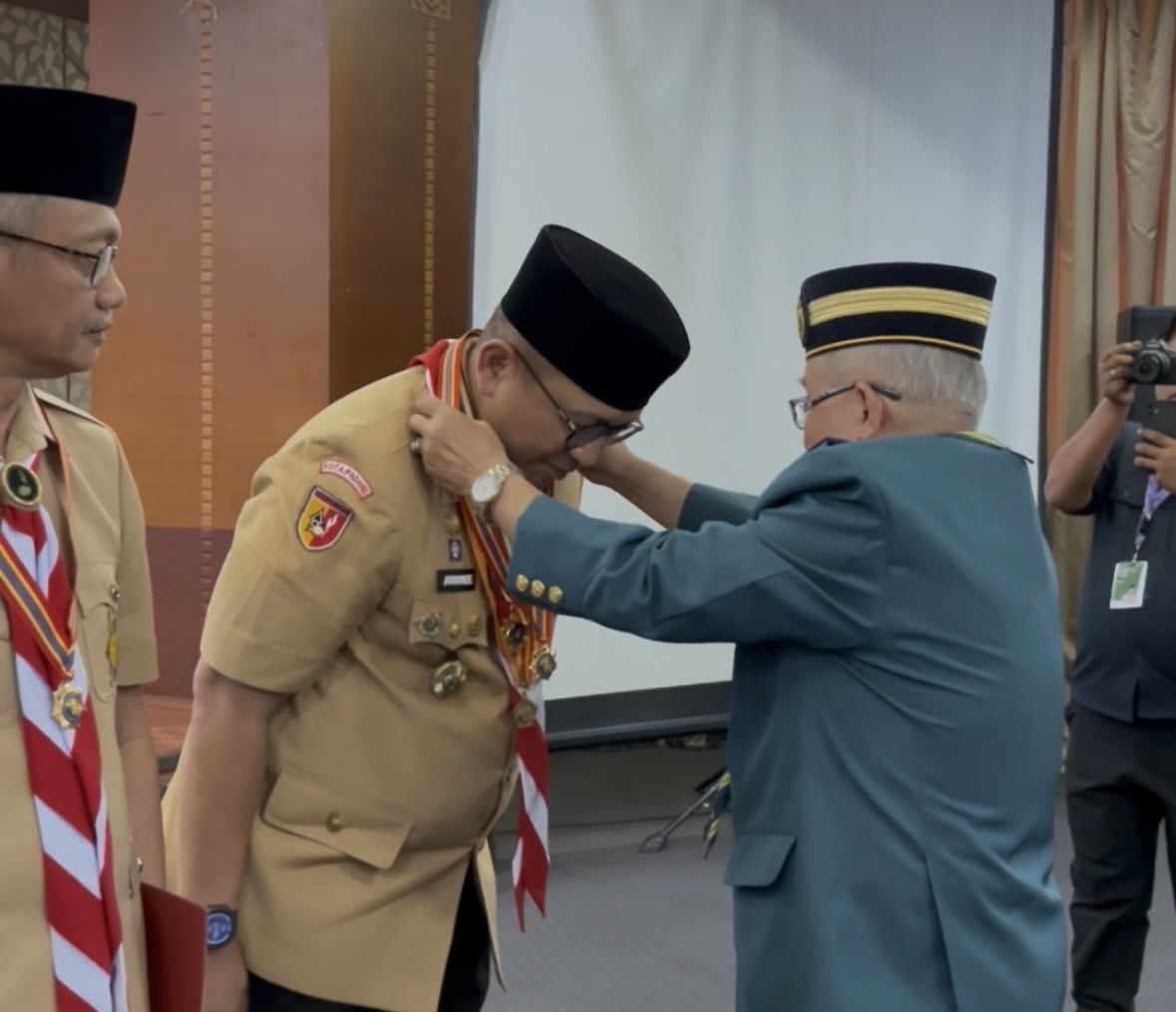 Sosiologi Sebagai Ilmu Image